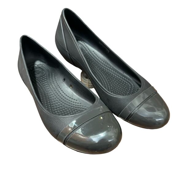 Croc’s black/gray patent leather toe cap women's size 8, ballet flats, slip on - Picture 1 of 5